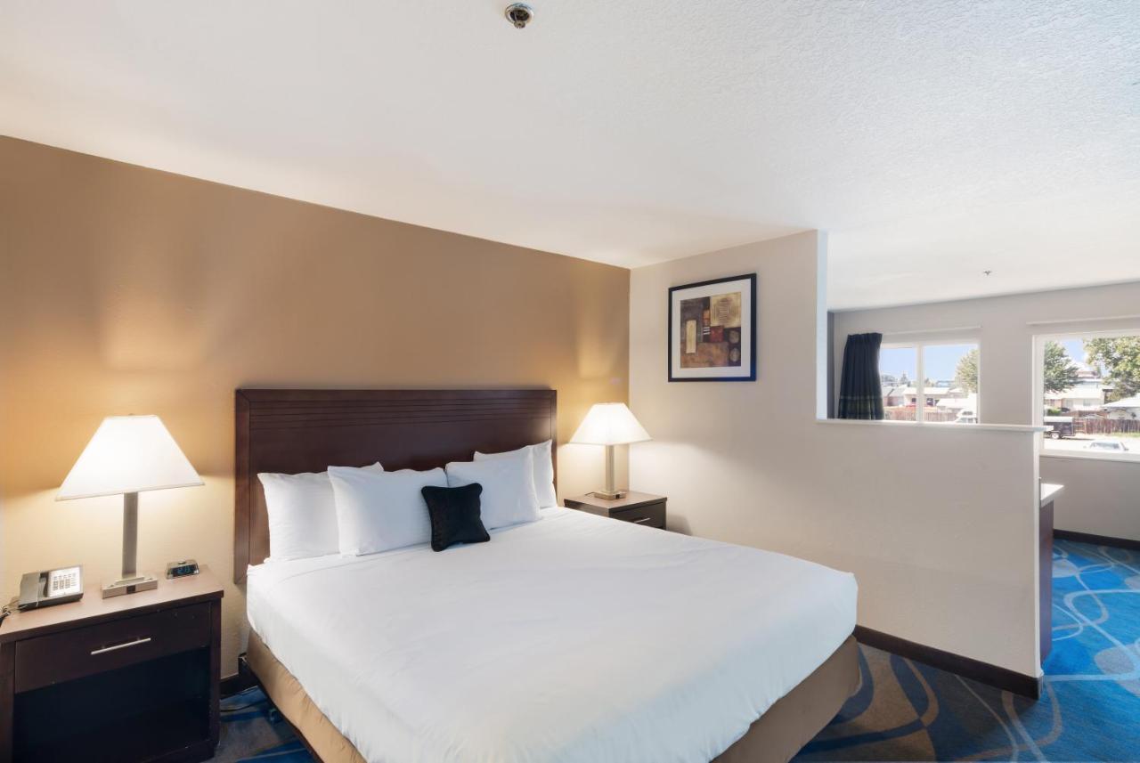 Quality Inn & Suites Kennewick Tri-Cities Кенневік Екстер'єр фото