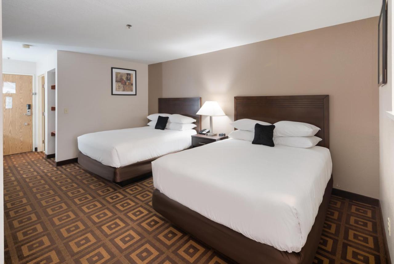 Quality Inn & Suites Kennewick Tri-Cities Кенневік Екстер'єр фото