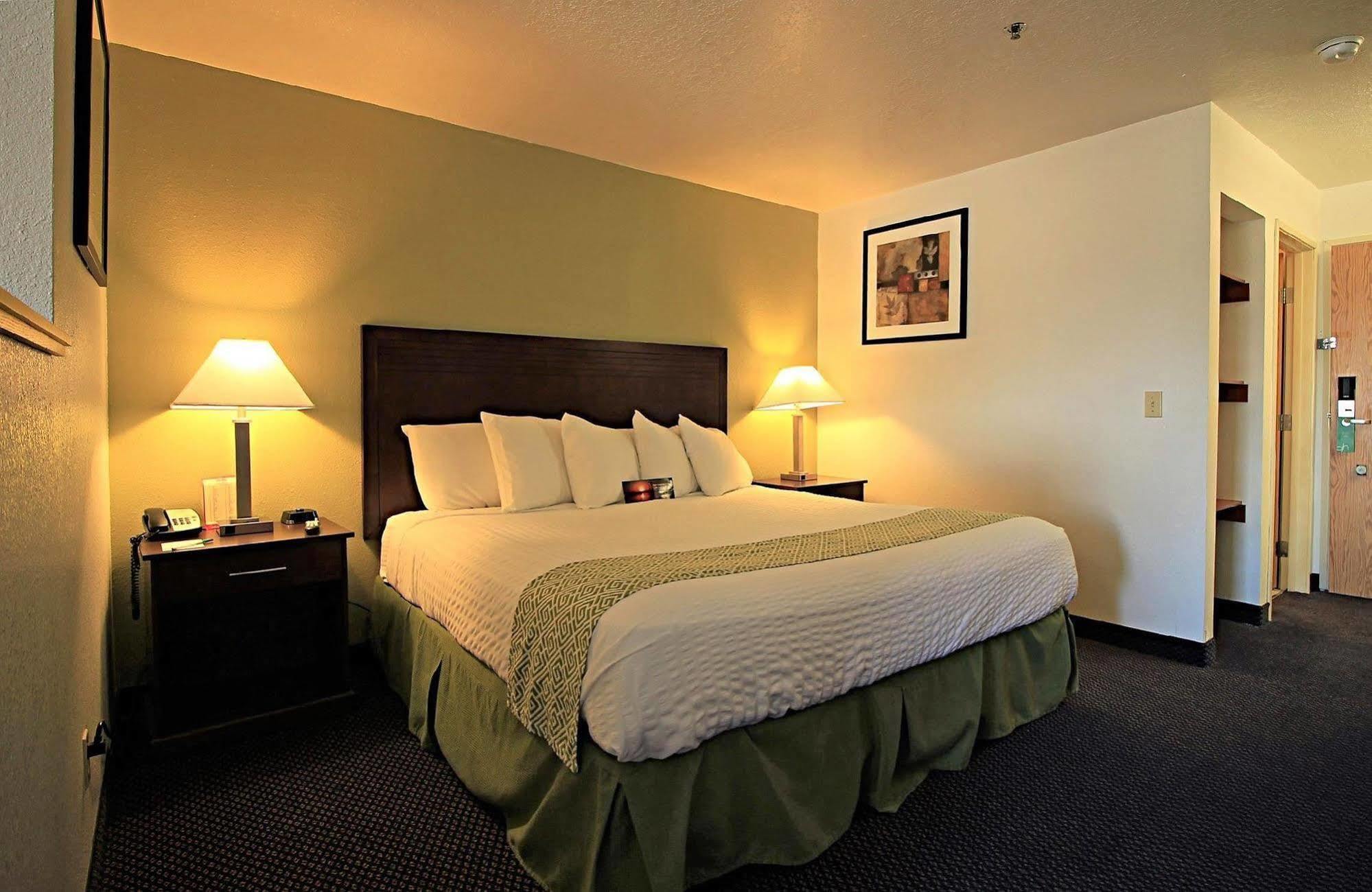 Quality Inn & Suites Kennewick Tri-Cities Кенневік Екстер'єр фото